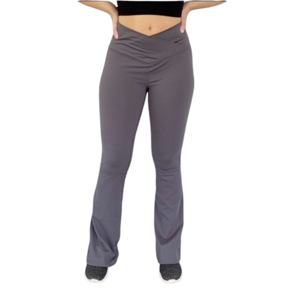 DSG gray high rise crossover stretch flare leg leggings size medium